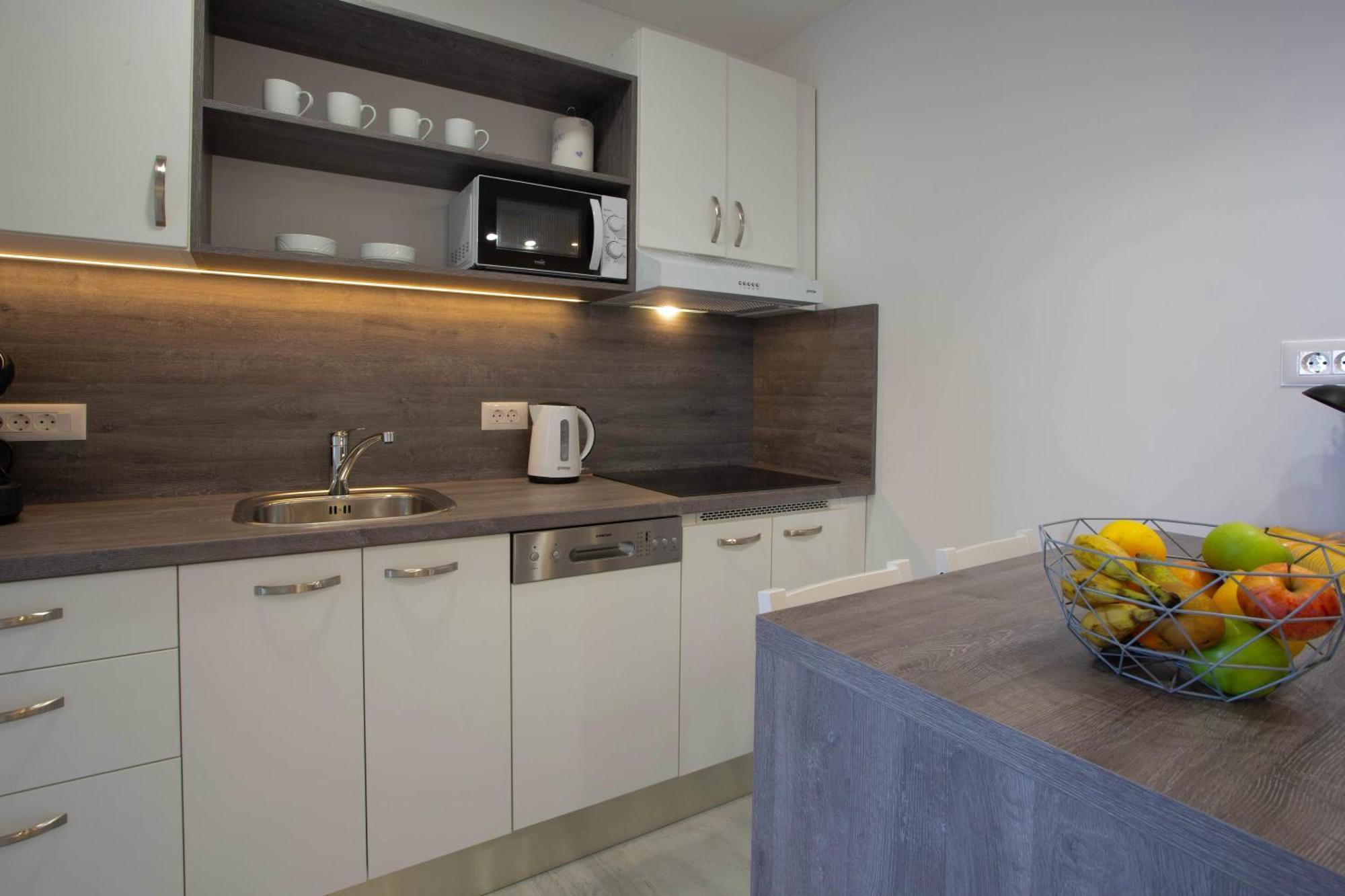 Apartments Tatjana Dominis ฮวาร์ ภายนอก รูปภาพ