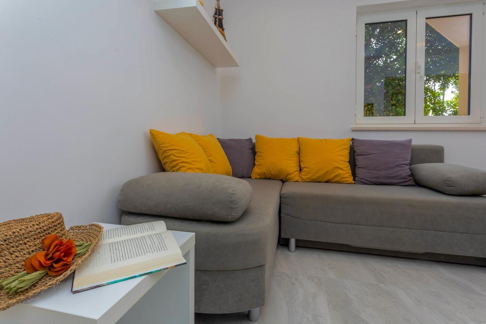 Apartments Tatjana Dominis ฮวาร์ ภายนอก รูปภาพ